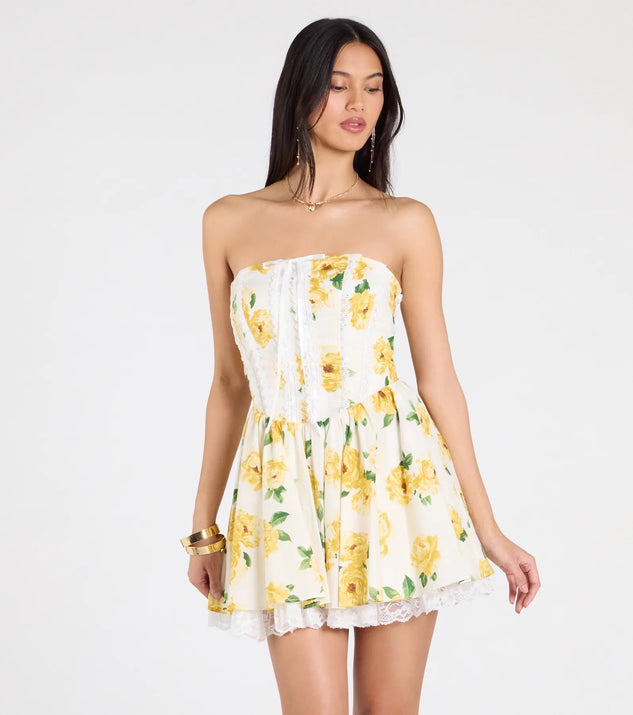 Feel confident and photo-ready in the Idea Of Bliss Corset Lace-Up Floral Skater Dress, a white graduation dress perfect for 2025 ceremonies and parties.