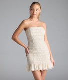 Feel confident and photo-ready in the Romance Dreamer Strapless Bodycon Lace Mini Dress, a ivory graduation dress perfect for 2025 ceremonies and parties.