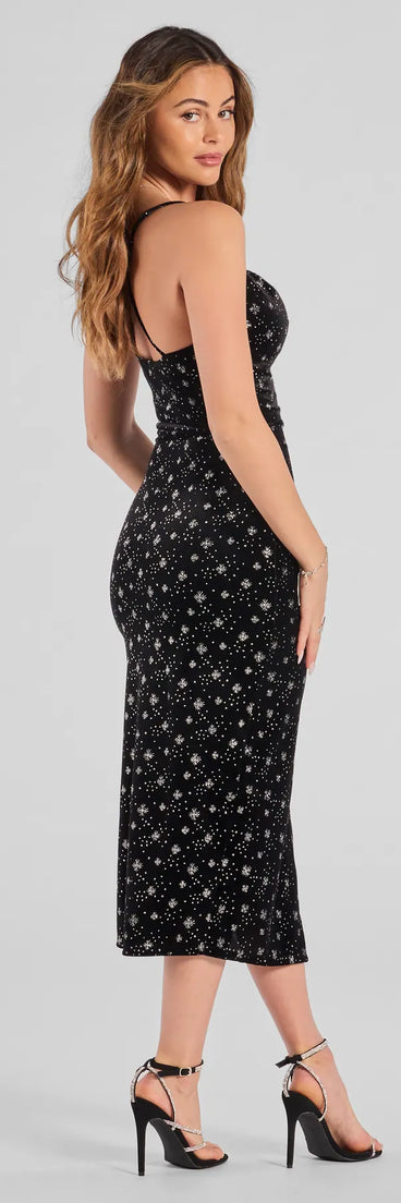 You’ll feel stylish and confident in the Dazzle Nights Glitter Rhinestone Velvet Midi Dress as your Winter Formal Dress to stand out at your dance or event.