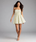Shine with confidence, elegance, and standout style in the Sunny Chic Floral Strapless Skater Dress—a ivory graduation dress designed with a fresh silhouette and the latest trends.