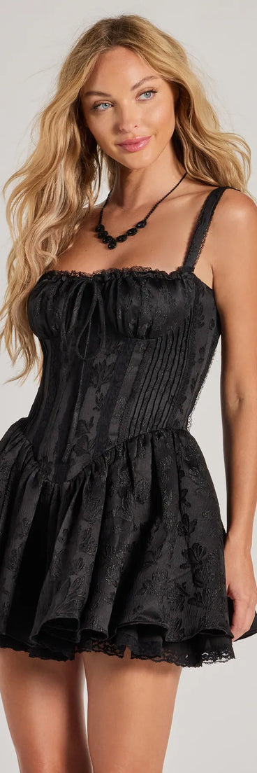 Keep it classic with the Flirt It Up Floral Jacquard Satin Corset Skater Dress, a feed-worthy pick from Windsor's black homecoming dress collection made to stop their scroll from pictures to the dance floor.