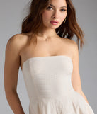 Feel confident and photo-ready in the Love's A Picnic Strapless Gingham A-Line Midi Dress, a ivory graduation dress perfect for 2025 ceremonies and parties.