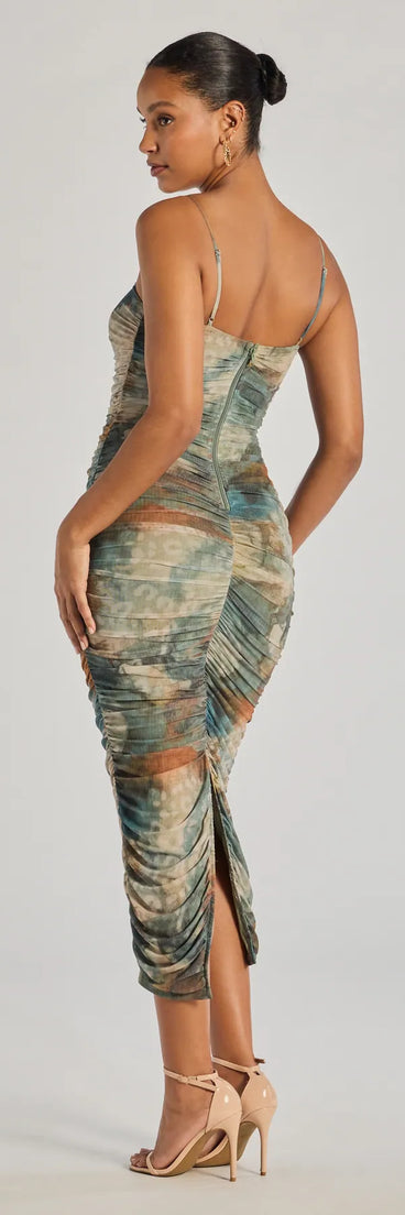 Celebrate the special day in the Muse Dream Abstract Print Ruched Midi Dress, a olive green country wedding guest dress with soft, romantic details that blend charm and sophistication.