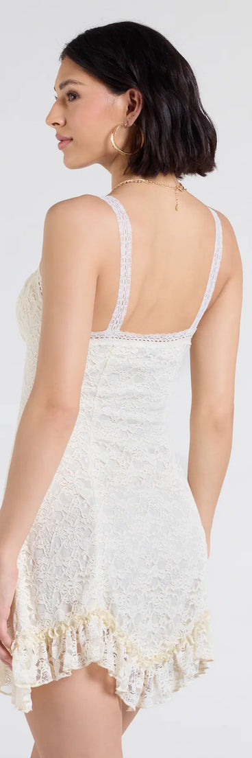 Own your moment in the Desert Sun Lace Ruffle Mini Dressin ivory, a standout 2025 Homecoming Dress that captures all the glam and energy of the night.