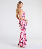 Soak up the season in the Ready To Bloom Strapless Lace-Up Floral Maxi Dress, a white sundress styled for easy days, outdoor plans, and everything in between.