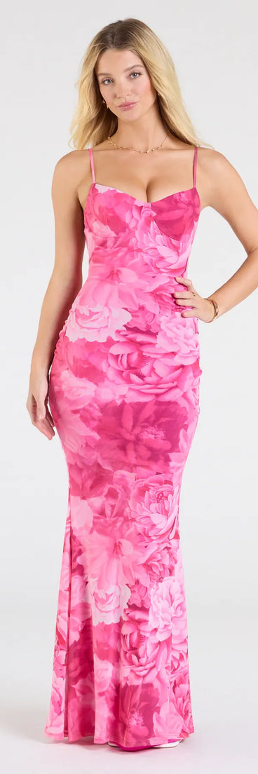 Make a bold statement in the Gorgeous Look Floral Mesh Maxi Dress in pink, the perfect summer dress for weddings, cocktail hours, nights out, and/or seasonal celebrations.