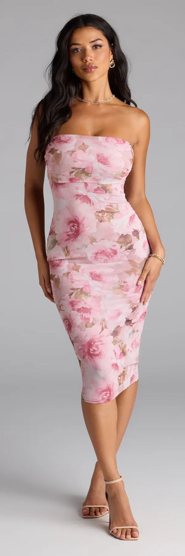 Feel instantly put-together in the Special Something Floral Bodycon Midi Dress in mauve, a stylish wedding guest dress designed for confident style and all-out celebration.