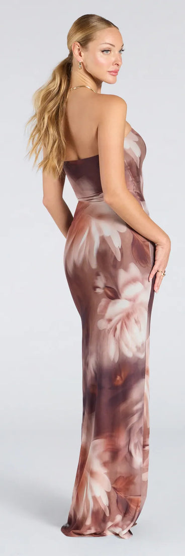 Whether you're headed to brunch or running errands, the Make Your Debut Strapless Abstract Mesh Maxi Dress in brown delivers effortless style in a breathable, go-to casual dress.