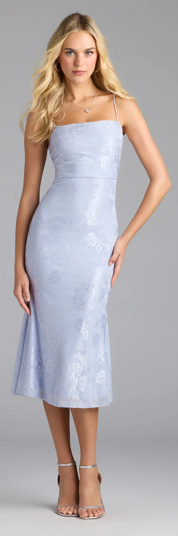 Feel ready for every dance floor moment or feed-worthy reel in the Chic Masterpiece Low Back Lace Midi Dress, a light blue homecoming dress designed to own your moment.