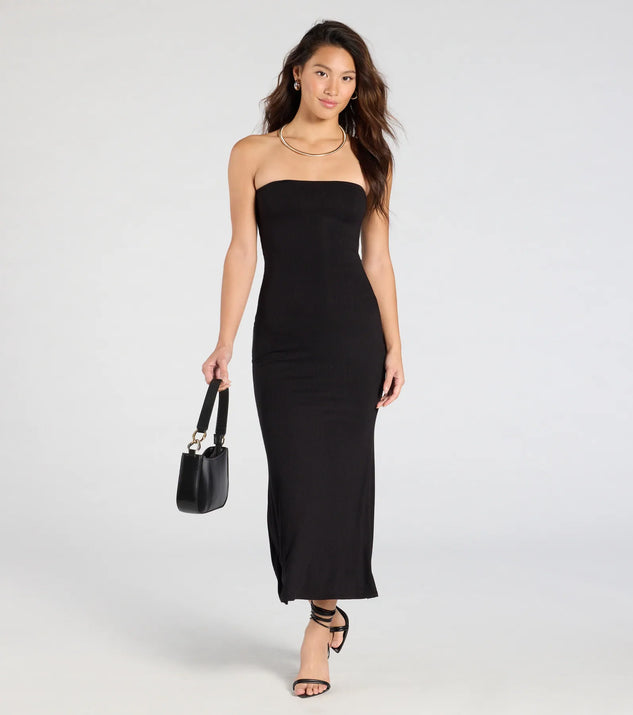 With its mid-calf hem and popular flattering fit, the Effortless Days Strapless Bodycon Midi Dress in black nails the balance of trend and ease, redefining go-to midi dresses for any occasion.
