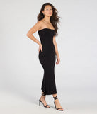 Make a bold statement in the Effortless Days Strapless Bodycon Midi Dress in black, the perfect spring dress for weddings, cocktail hours, nights out, and/or seasonal celebrations.
