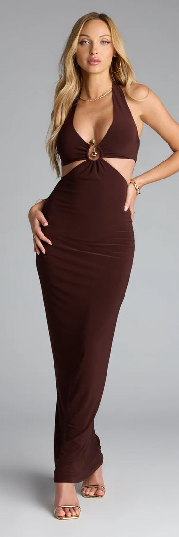 Style your seasonal looks with the Savor The Moment Halter Cutout Maxi Dress, a trend-right, brown fall dress designed for any plan on your calendar with new and unqiue details.
