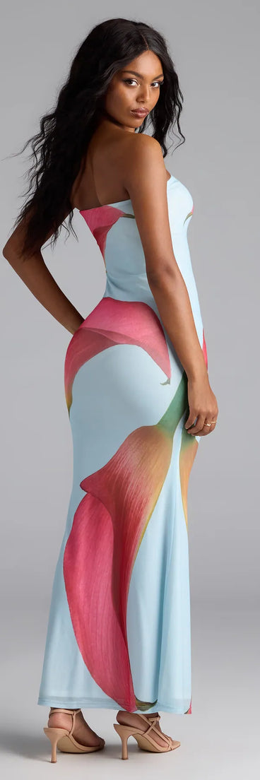 Soak up the season in the Beauty So Bold Floral Mesh Maxi Dress, a light blue sundress styled for easy days, outdoor plans, and everything in between.