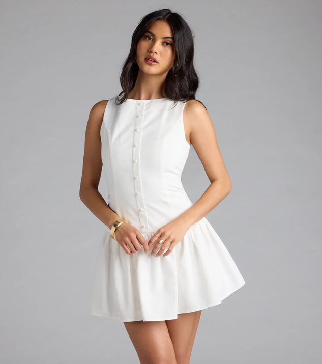 Shine with confidence, elegance, and standout style in the East Coast Girlie Button Linen Skater Dress—a white graduation dress designed with a fresh silhouette and the latest trends.