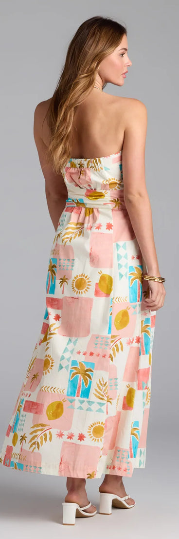 Soak up the season in the Jetset Babe Tropical Print Belted Maxi Dress, a natural sundress styled for easy days, outdoor plans, and everything in between.