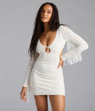 Soak up the season in the Obsessed With The Vibe Fringe Lace Mini Dress, a ivory sundress styled for easy days, outdoor plans, and everything in between.