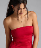 Flaunt your silhouette in the tight Here Comes The Sun Strapless Ruffled Mini Dress in red, a bodycon dress that empowers your look with bold style and effortless edge.