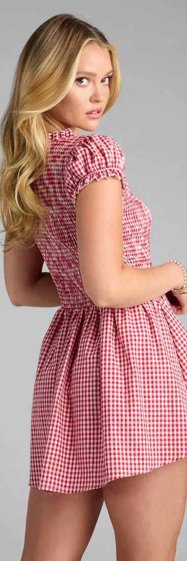 Style your seasonal looks with the Sweet Like Sugar Gingham Print Skater Dress, a trend-right, red fall dress designed for any plan on your calendar with new and unqiue details.