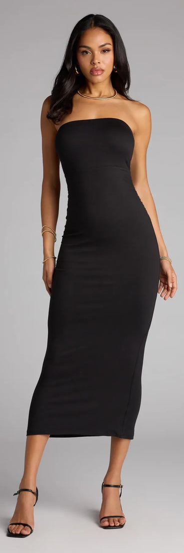 The That Girl Energy Cutout Tube Midi Dress is your new go-to black dress—effortless, versatile, and made to update your fall style in seconds.
