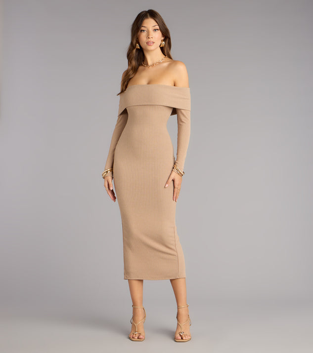The Effortless Aura Long Sleeve Midi Dress is your new go-to Windsor dress—effortless, versatile, and made to update your fall style in seconds.