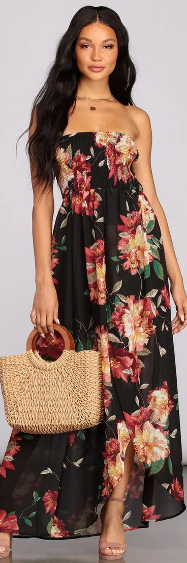 Flowy In Floral Maxi Dress