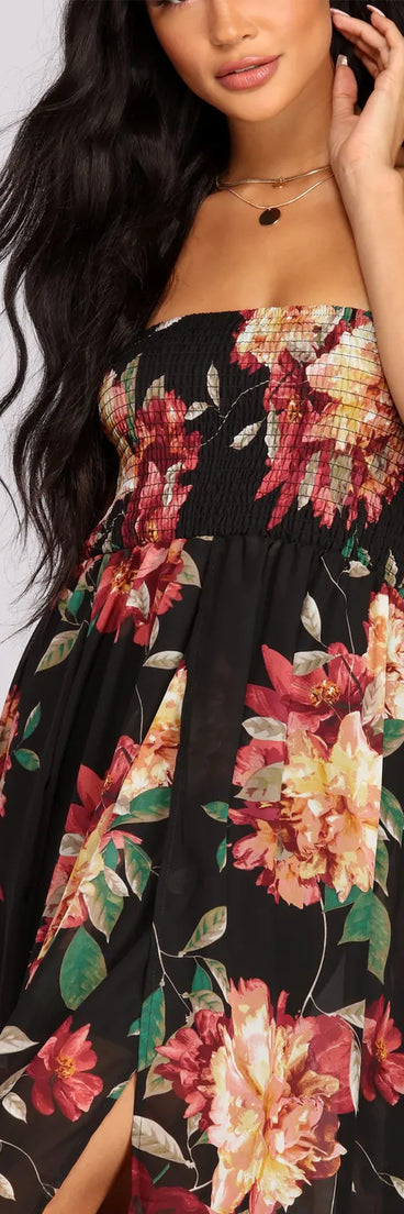 Flowy In Floral Maxi Dress