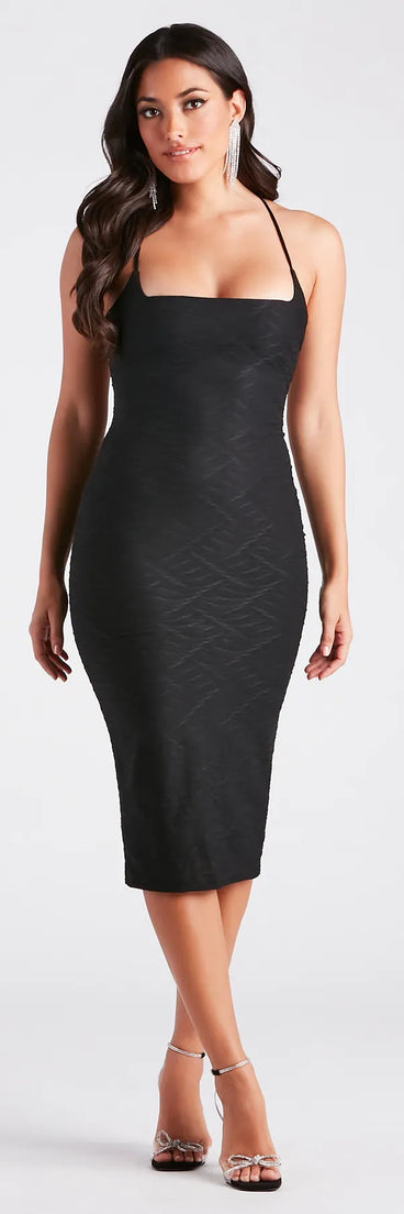 Casual Showstopper Lace-Up Midi Dress