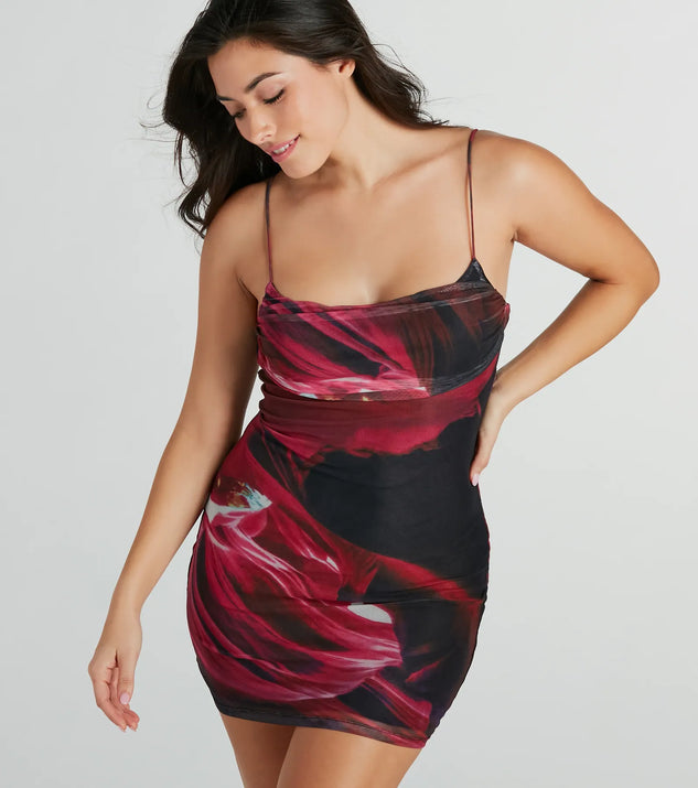 Step into winter chic with the So Fab Marble Print Mesh Mini Dress, a wine mini dress featuring an above-the-knee cut ideal for cocktail parties, festive gatherings, or clubwear.