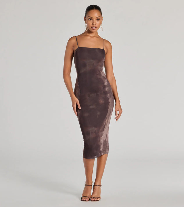 Celebrate the special day in the Chicly Femme Bodycon Abstract Mesh Midi Dress, a brown country wedding guest dress with soft, romantic details that blend charm and sophistication.