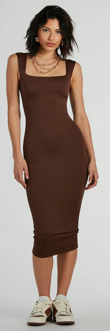 The Smooth Silhouette Square Neck Tank Midi Dress offers a versatile winter style, with a cozy sweater knit perfect for office wear, casual day outings, or layered winter outfits.