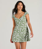 The Charming Ways V-Neck Floral Crepe A-Line Dress is a casual dress for more than special occasions with a fitted or flowy silhouette and accents in the most recent trends!