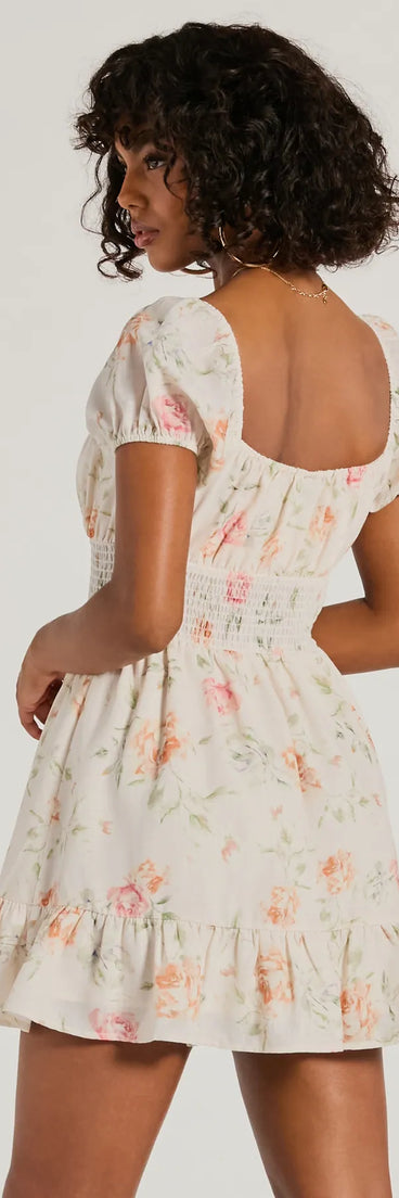 The Sure To Love Floral Woven Puff-Sleeve Skater Dress is a casual dress for more than special occasions with a fitted or flowy silhouette and accents in the most recent trends!