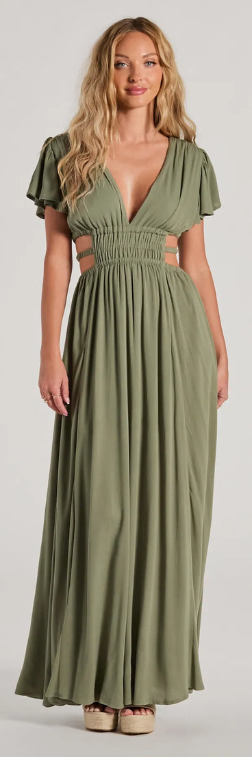 The Make Hearts Flutter Short Sleeve Cutout Maxi Dress is a casual dress for more than special occasions with a fitted or flowy silhouette and accents in the most recent trends!