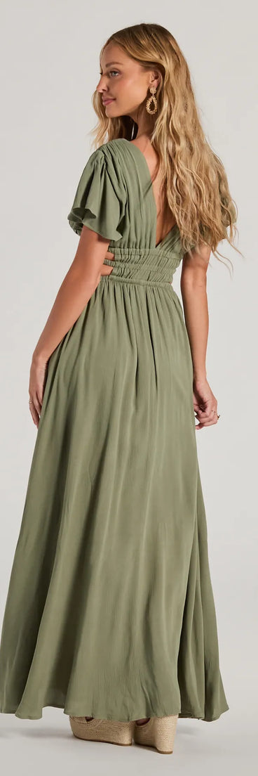 The Make Hearts Flutter Short Sleeve Cutout Maxi Dress is a casual dress for more than special occasions with a fitted or flowy silhouette and accents in the most recent trends!