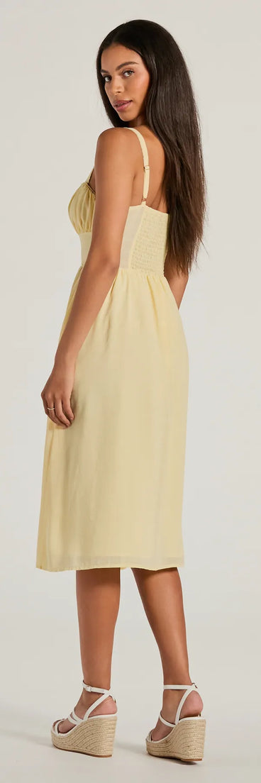 The Modern Romance Sleeveless Lace-Up A-Line Midi Dress is a casual dress for more than special occasions with a fitted or flowy silhouette and accents in the most recent trends!