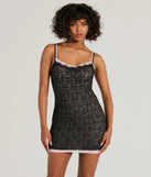 Step into winter chic with the Admire You Scoop Neck Layered Lace Mini Dress, a black mini dress featuring an above-the-knee cut ideal for cocktail parties, festive gatherings, or clubwear.