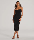 Feel confident and photo-ready in the Truly Chic High Slit Bodycon Midi Dress, a black graduation dress perfect for 2025 ceremonies and parties.