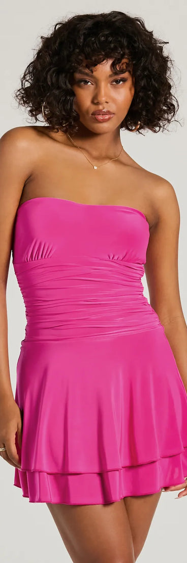 The Flirty Allure Strapless Ruffled Skater Dress is a mini dress that will make a statement with its short hemline and on-trend details to have you ready for any event!