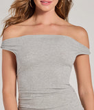 Make a bold statement in the Casual Chic Ruched Ribbed Knit Maxi Dress in gray, the perfect spring dress for weddings, cocktail hours, nights out, and/or seasonal celebrations.