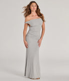 Make a bold statement in the Casual Chic Ruched Ribbed Knit Maxi Dress in gray, the perfect spring dress for weddings, cocktail hours, nights out, and/or seasonal celebrations.