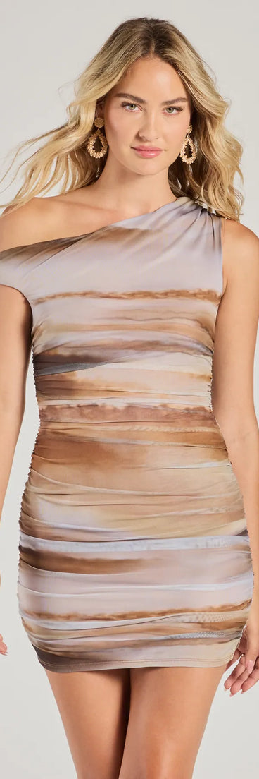 Step into seasonal chic with the Neutral Babe One-Shoulder Abstract Mini Dress, a taupe mini dress featuring an above-the-knee cut ideal for cocktail parties, festive gatherings, or clubwear.