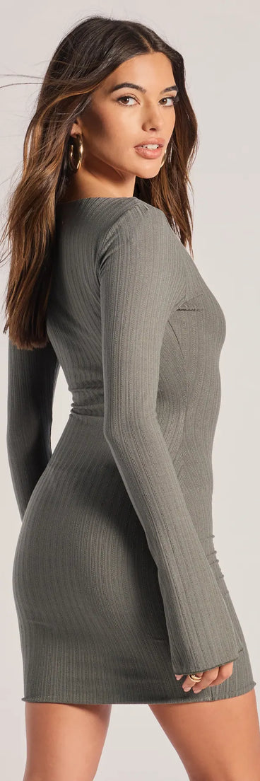 Revamp your 2025 wardrobe with this chic addition, the Casual Perfection Long Sleeve Knit Mini Dress in olive green, perfect for elevating your style in the new year.