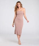 Make a bold statement in the Easily Gorgeous Strapless Cable Knit Midi Dress in taupe, the perfect spring dress for weddings, cocktail hours, nights out, and/or seasonal celebrations.