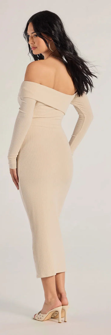 Whether you're headed to brunch or running errands, the Sharp Lines Asymmetrical Long Sleeve Midi Dress in ivory delivers effortless style in a breathable, go-to casual dress.