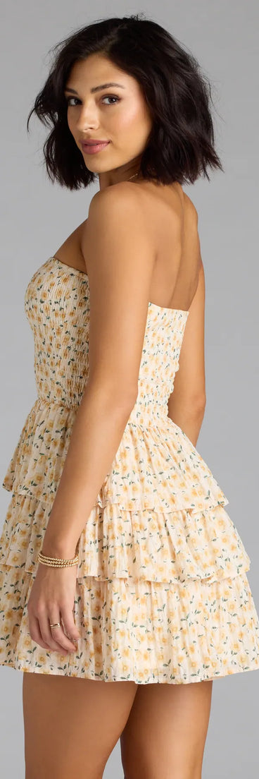 The Sassy Sweet Floral Chiffon Ruffled Skater Dress in ivory brings sleek style to any graduation outfit, from cap and gown to after-party.