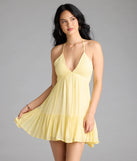 Shine with confidence, elegance, and standout style in the Ace The Test Open Tie Back Skater Dress—a yellow graduation dress designed with a fresh silhouette and the latest trends.