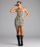 Flaunt your silhouette in the tight So Electric Strapless Jean Denim Mini Dress in denim blue, a bodycon dress that empowers your look with bold style and effortless edge.