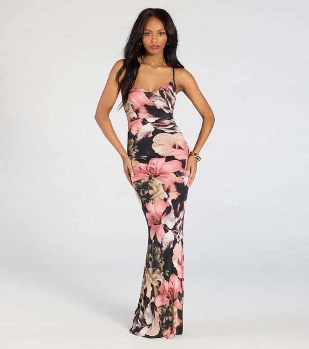 Make a bold statement in the Vacay Bound Tropical Floral Ruched Knit Maxi Dress in black, the perfect summer dress for weddings, cocktail hours, nights out, and/or seasonal celebrations.