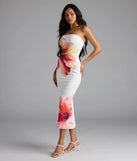 Soak up the season in the Set For Vacay Tropical Floral Strapless Midi Dress, a white sundress styled for easy days, outdoor plans, and everything in between.