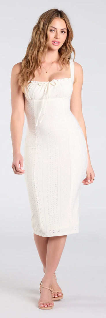 Step into milestone moments with the Blissful Cutie Eyelet Bodycon Midi Dress, a standout in ivory dresses perfect for birdal showers, Easter celebrations, and 2025 grad looks.